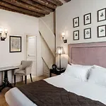 Le Presbytere 3* Paris