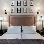 Le Presbytere Paris