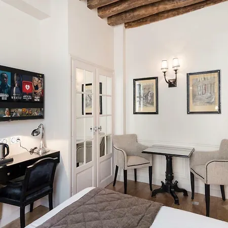 Le Presbytère Hotel 3*